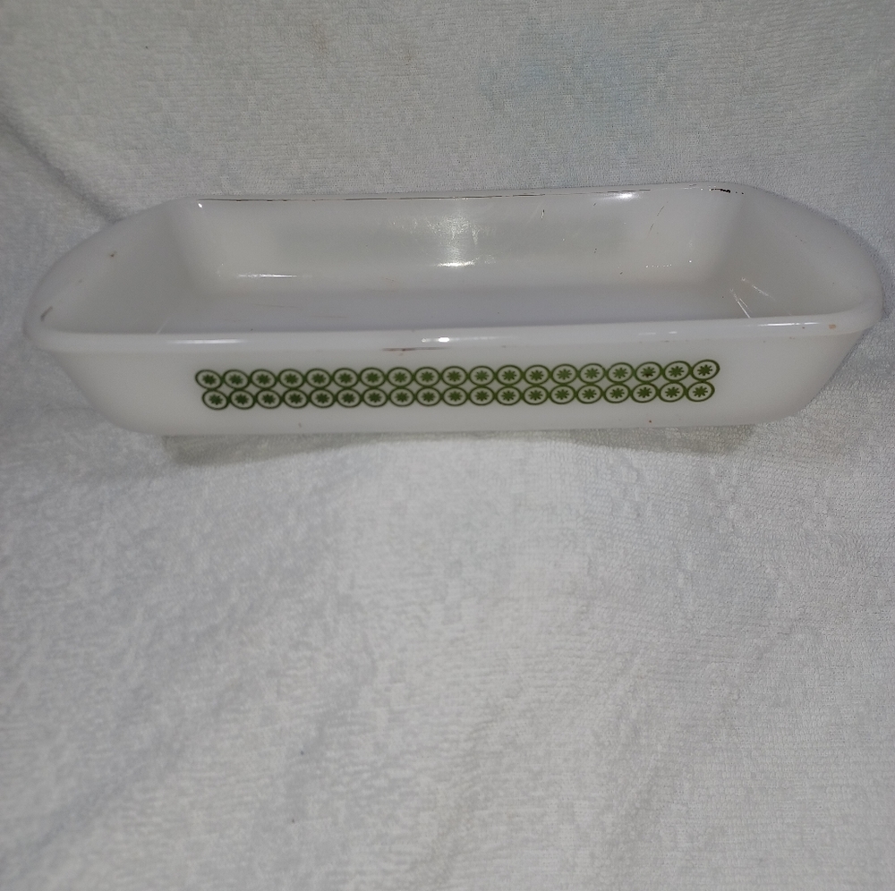 Mid century vintage cassarole dish